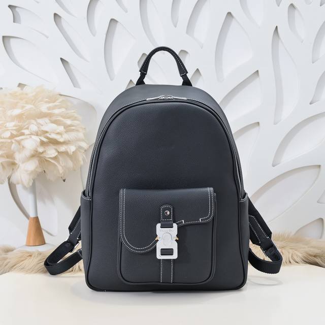 Dior - Dior's latest saddle backpack, available on the official website for wint