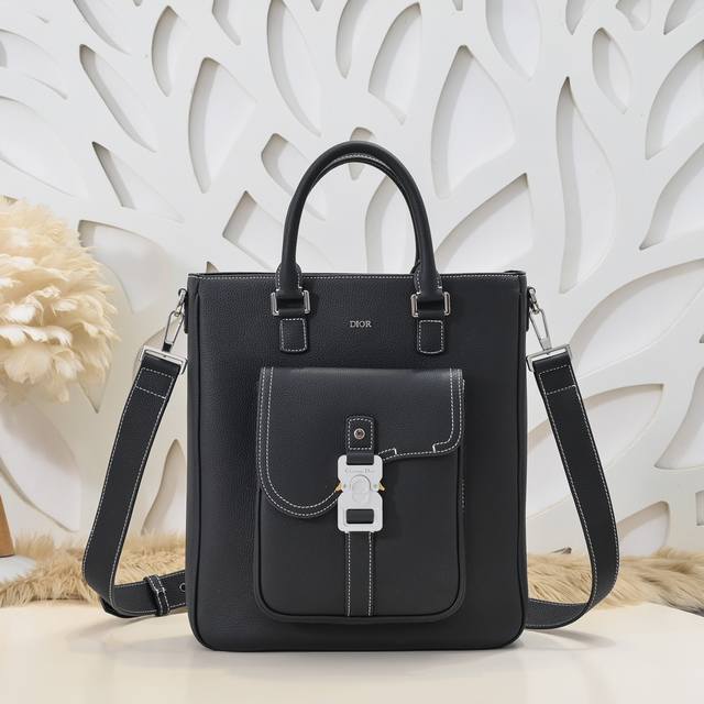 Dior - Dior's latest saddle shopping bag handbag official website synchronized w