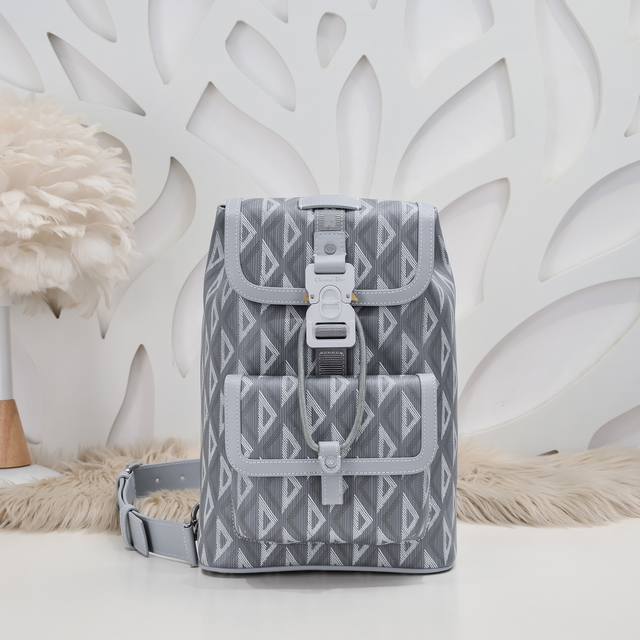 Dior - The latest shoulder bag from Dior counters. The original quality is synch