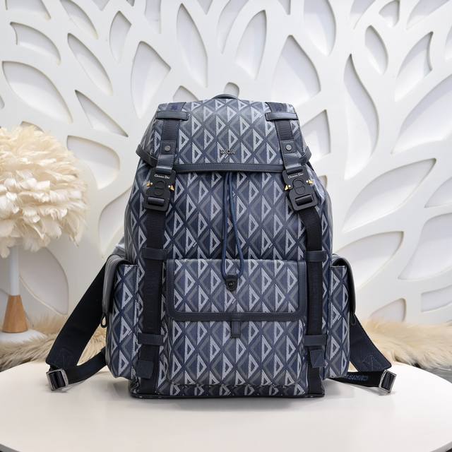 Dior - Dior's latest men's backpack. Original quality. This Dior Hit The Road ba