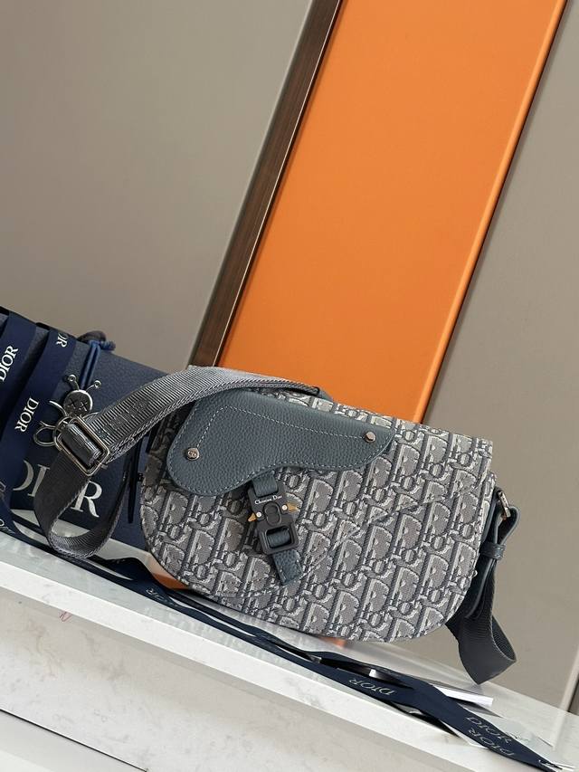 This Saddle Messenger Bag is a new product in the Fall 2024 Men's Collection. It