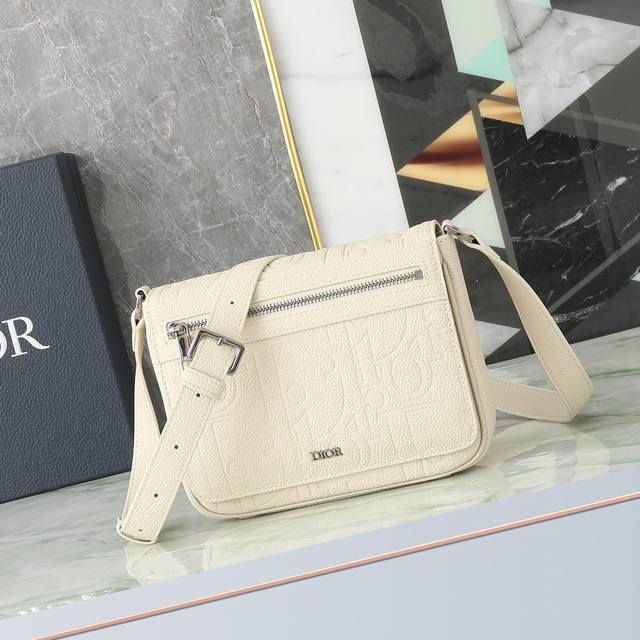 New for the Fall 2024 Men's Collection, this messenger bag with flap showcases a