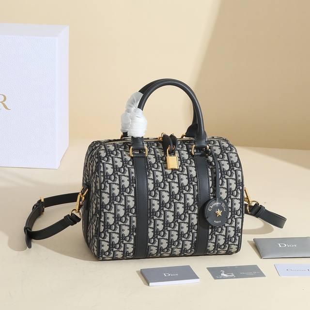 Dior top-grade original leather Groove 25 handbag Boston mini, irresistibly cute