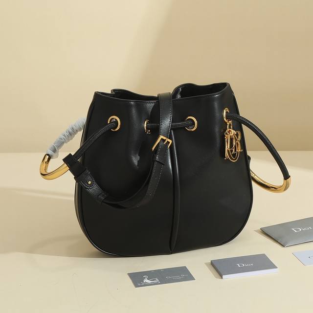 New to the Fall 2024 Ready-to-Wear collection, this Dior Nolita bag reinterprets