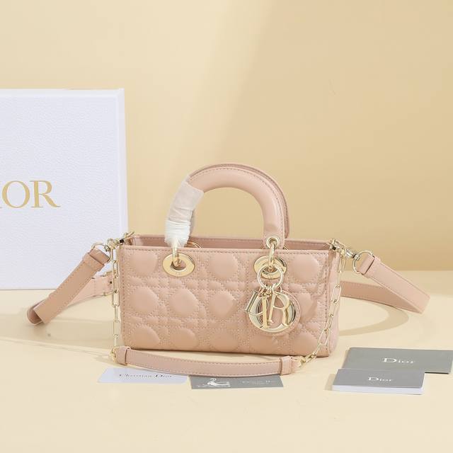 Pink lambskin rattan check pattern Code: M0613Onge_M413 This Lady D-Joy handbag