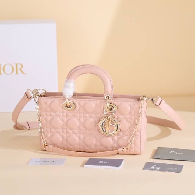 Top original version Dior Lady Dior horizontal version Lady Dior lambskin Lady D