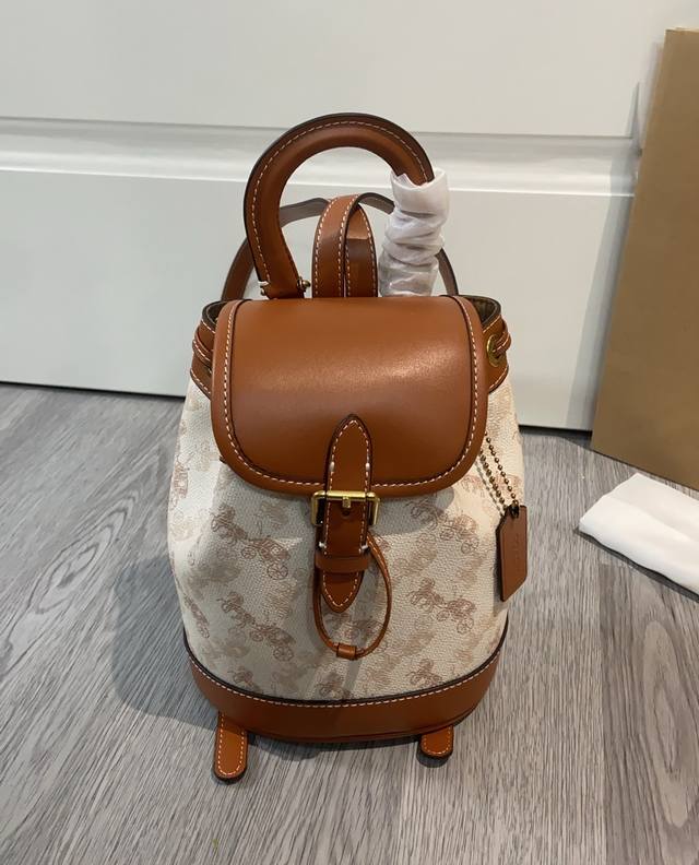 Coach new Cam31, Cam32 backpacks are available, women's new Harper backpack, den