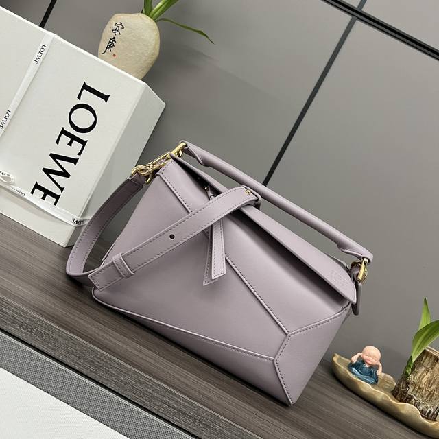 Lw New Version Small Puzzle Edge Handbag in Soft Calf Leather The debut handbag