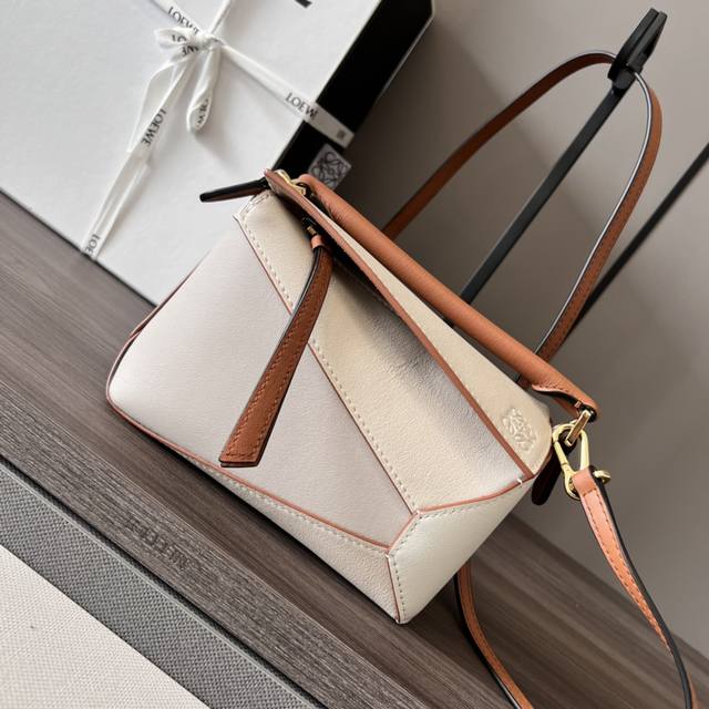 Lo*We Mini Puzzle Edge Bag in Nappa LeatherLo's debut handbag*The cuboid shape a