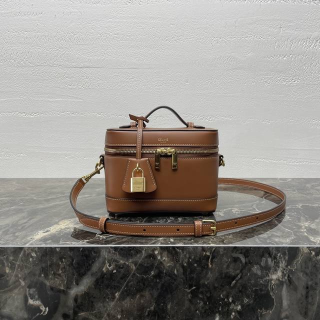 Vanity Cosmetic Case This season, the handbag series is renewed, the cosmetic ba