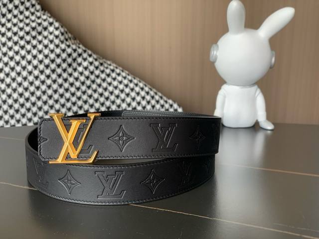 Parallel import Lv belt 4.0Cm wide New black imported Italian embossed calfskin,