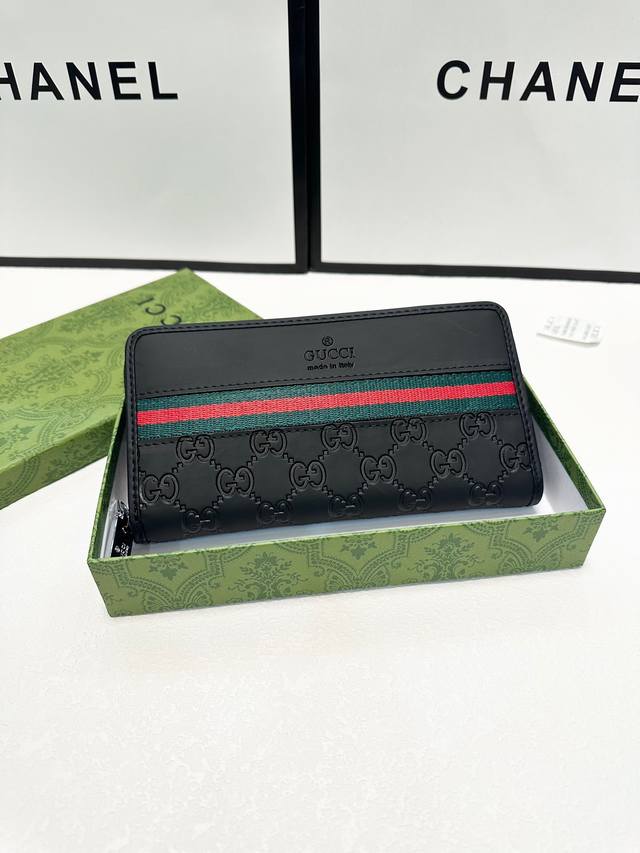 Color Black Size 20X10 Gucci's popular frosted leather counter synchronization,