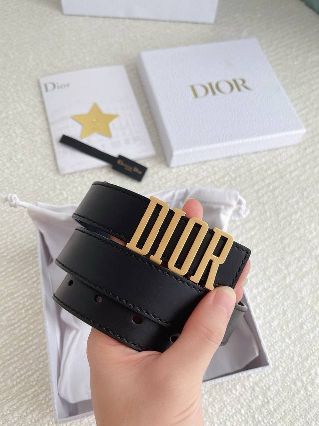 Dior. Dior Full set of packaging Official website Synchronous import Double-side