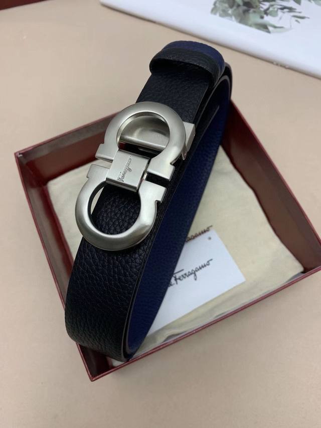 Salvatore Ferragamo Cowhide 35mm wide adjustable belt, made of cowhide, with met