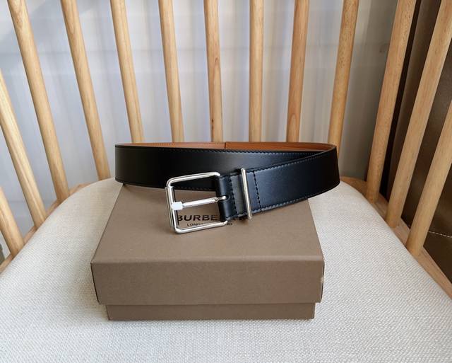 New Burberry Burberry counters simultaneously launched new Italian refined belt