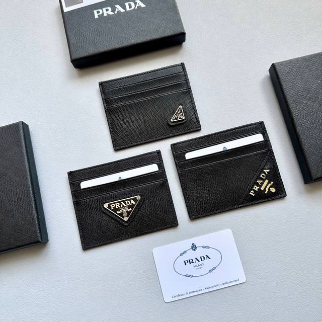 Color Black Size 9X5 Pure leather card holder Super self-retained. Dual-purpose