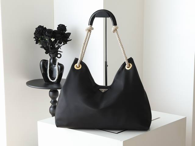 Original new tote bag 1Bc244 Large shopping bag This recycled nylon bag is inspi