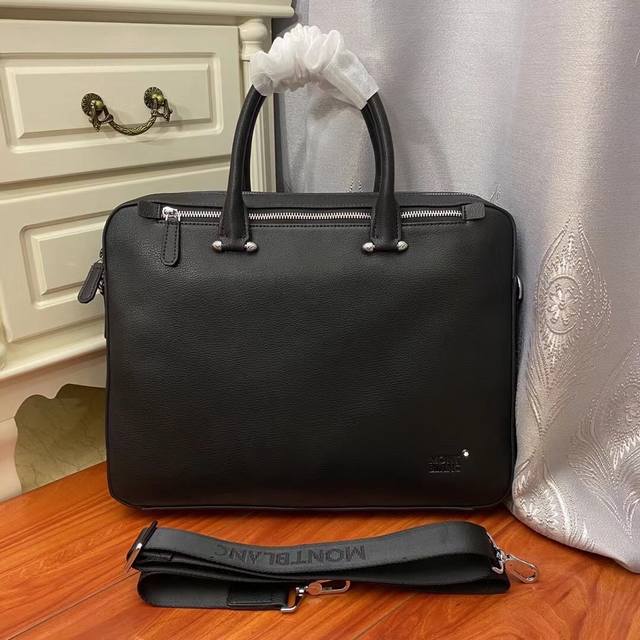 Genuine model: 8811-1 Counter hit, original cowhide, Montblanc men's bag handbag