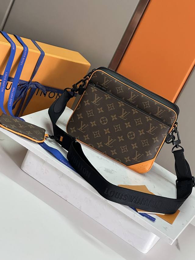Top original M46694 Yellow leather with monogram Trio messenger bag is made of M