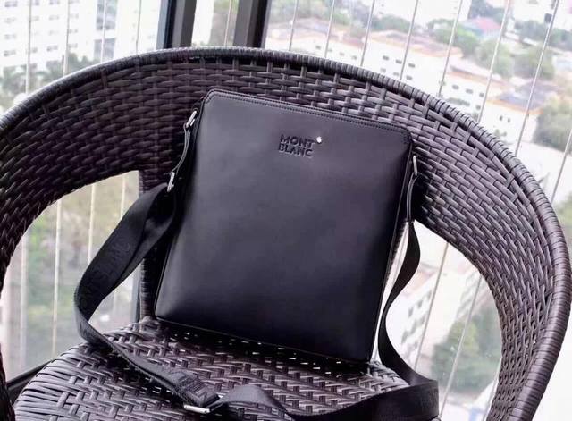 Authentic model: 022-2 Counter hit, original cowhide, Montblanc men's messenger