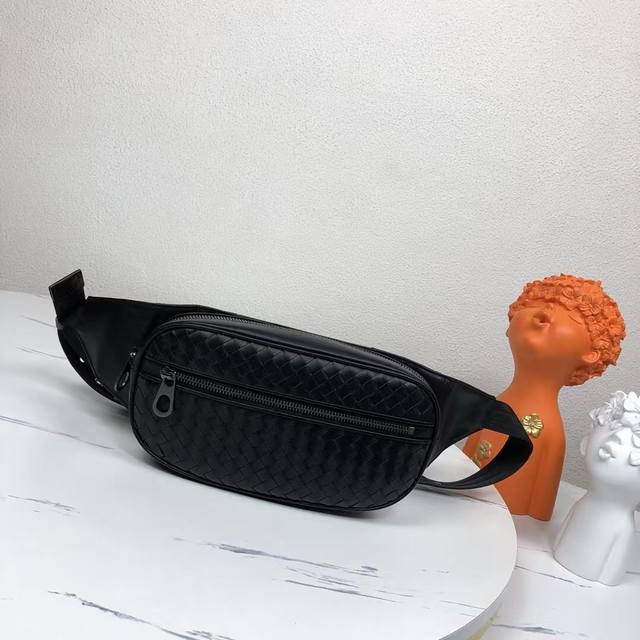 Bv counter waist bag is made of strong and flexible imported waxed cowhide leath