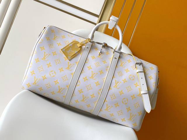 M14834 White 163C01 Variable Chip This Keepall Bandouli