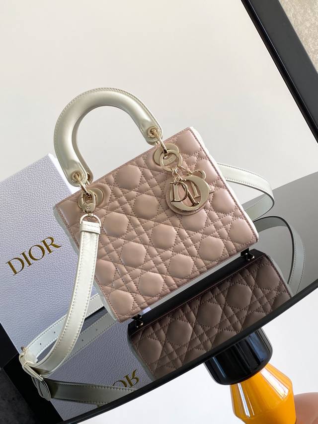 The Lady Dior Dior bag epitomizes Dior's vision of elegance and beauty. Crafted