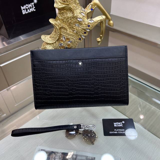 The latest Montblanc International clutch bag, imported top-grade cowhide, comfo