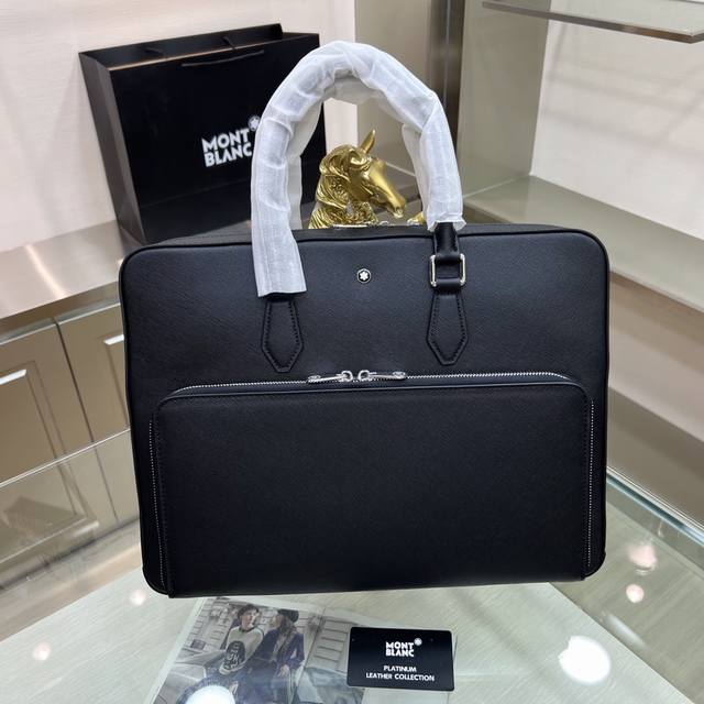 Montblanc International Montblanc Original New Edition features a spacious main