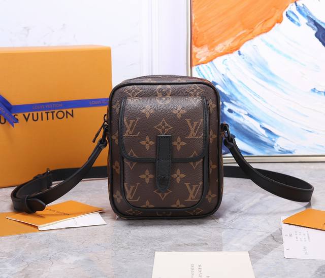New shoulder bag from the top original quality Wearable Wallet series is both ca