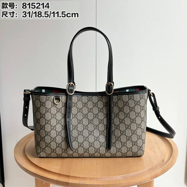 Actual shot# Model: 815214 Size: 31X18.5X11.5Cm This shopping bag combines the b
