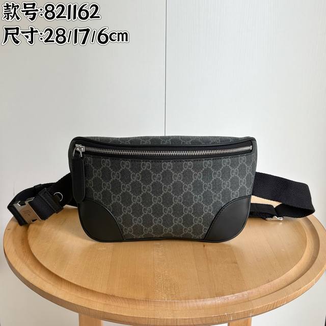 Real shot# Model number: 821162 Size: 28 17 6 New waist bag in two colors Simple