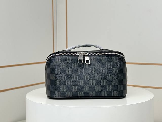Factory P price Top original order New arrival M11750 Black Grid Toiletry Bag To