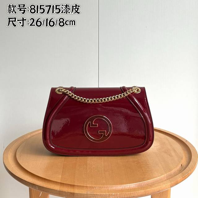 Real shot# Patent leather Style number: 815715 Size: 26 16 8Cm Gg Blondie chain