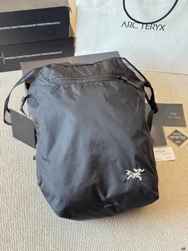 Arcteryx Heliad 12 Tote Multifunctional Leisure Tote Bag 12L. Side Bag. Shoulder