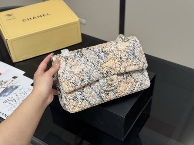with folding box airplane box Size: 25Cm Chanel Cf We have been working very har
