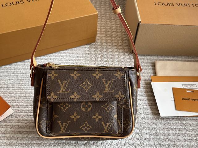 replica version with box Size: 19 13Cm L antique style Vintage classic shoulder