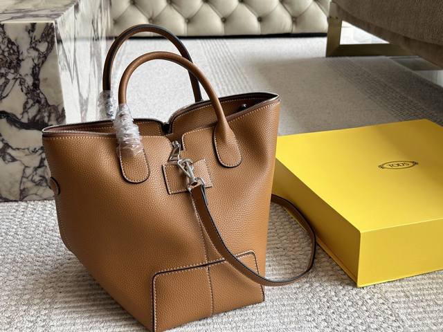 Cowhide with box Size: 28 18Cm Tods is really good Tods' new tote bag A cute lit