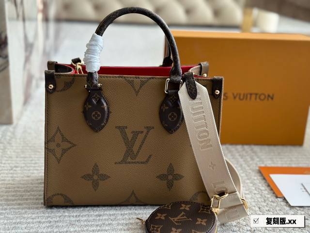 replica is expected to be the next hit Size: 25*20cm The much anticipated L's On