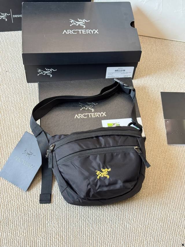 Original cloth Arc'teryx Arc'teryx Mantis series 2.5L waterproof embroidered log