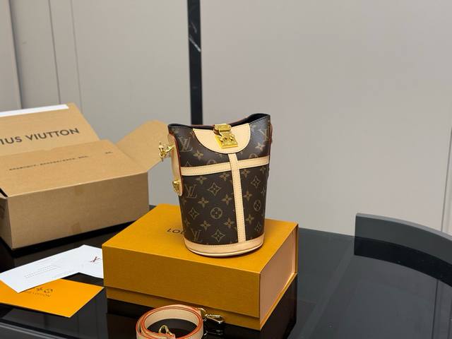 Heavy work!!! Lv Duffle French fry bag! Original hardware! Top color-changing le