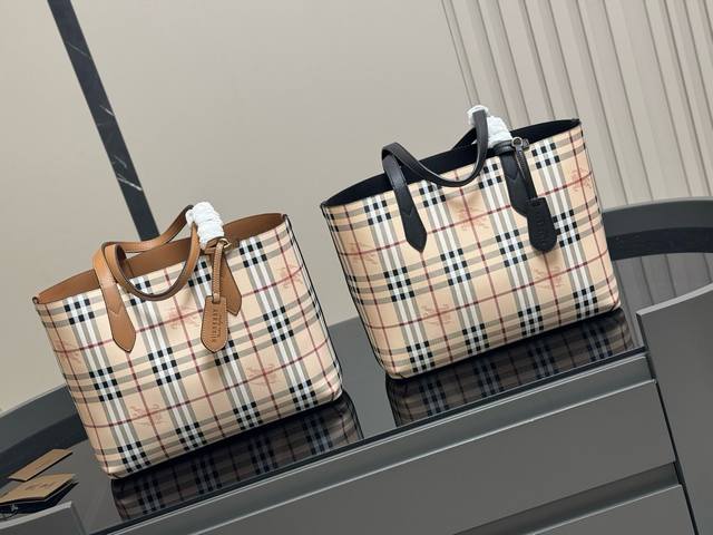 Burberry shopping bag Canvas fabric Large capacity to meet daily needs Especiall
