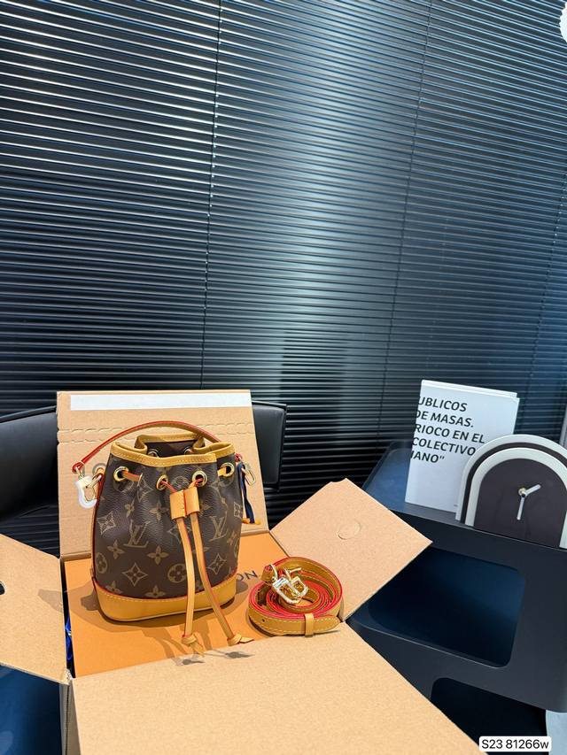 with airplane box folding box LV bucket bag style is very popular among American