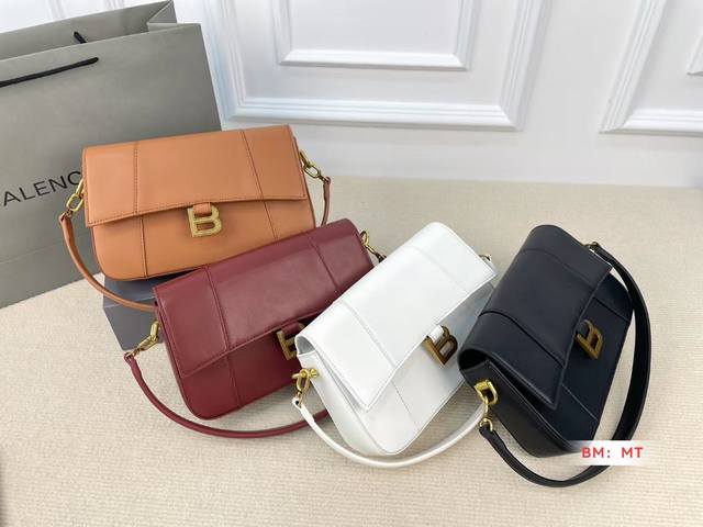 with folding box Balenciaga armpit found the favorite bag in Balenciaga was gras