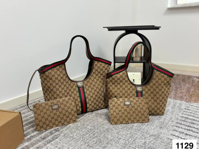 Large and Small Gucci Tote Gucci Giglio Series Large Tote Show model first relea