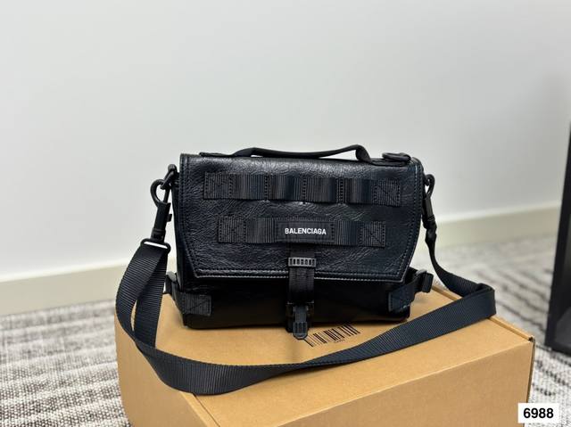 Balenciaga Postman There is also such a functional style Balenciaga Postman . Th
