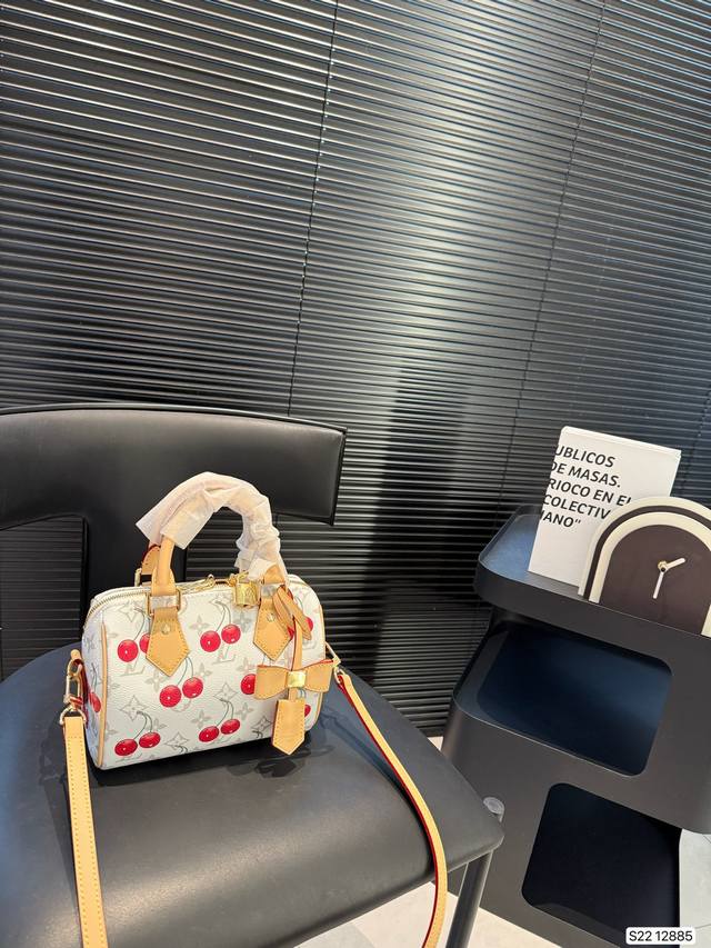 with airplane box folding box Lv cherry pillow bag spring and summer show series