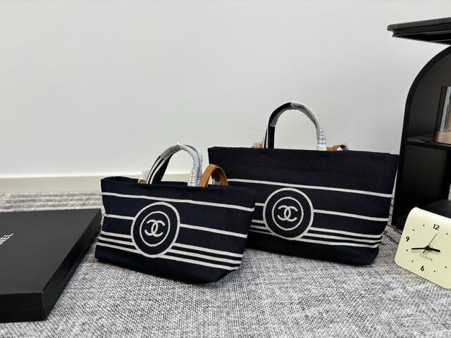 Chanel Beach Bag Denim Beach Whether it is daily travel or holiday shopping, thi