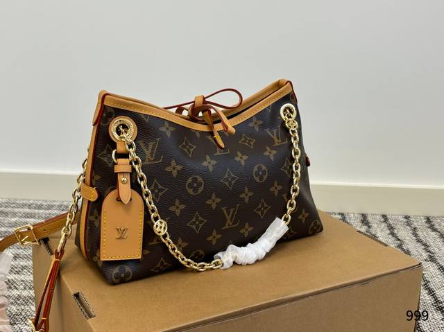 New Carryall Bb Catfish whiskers and big gold chain are so apt. Lv with gold cha
