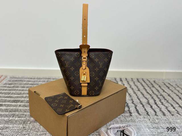 Allinbb is really good-looking and high-end. The photos it produces are full of